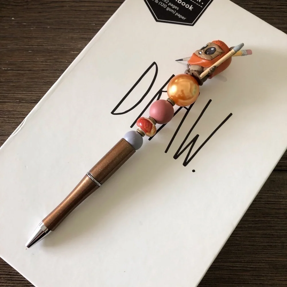 Disney Doorables: Star Wars: Wicket Warrick handmade beaded pen